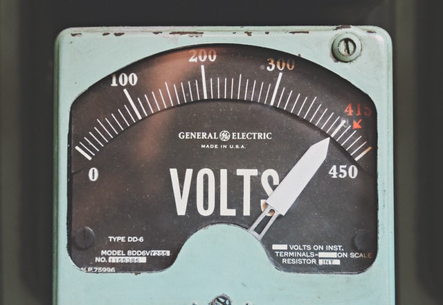 diferencia entre kw y kwh